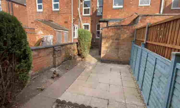 Student house- one vacancy free