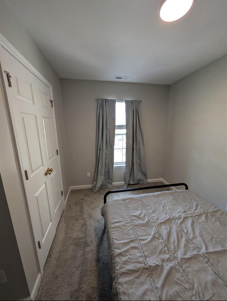 Cozy room near downtown Raleigh