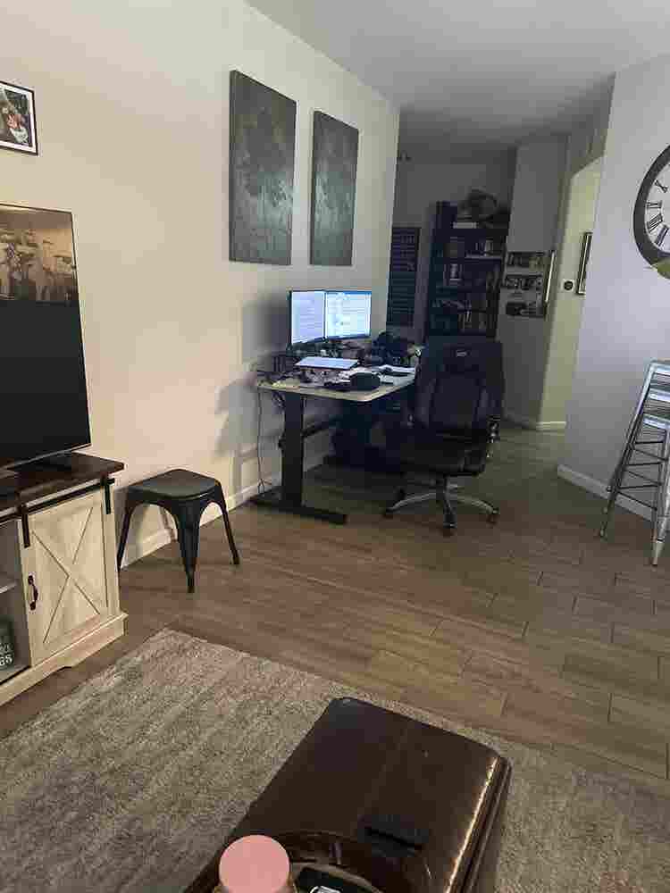 CONDO FOR RENT - Take over lease