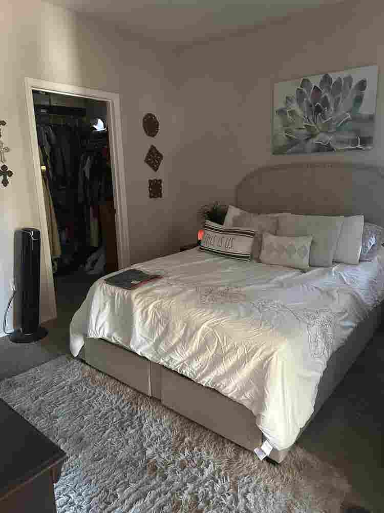 CONDO FOR RENT - Take over lease