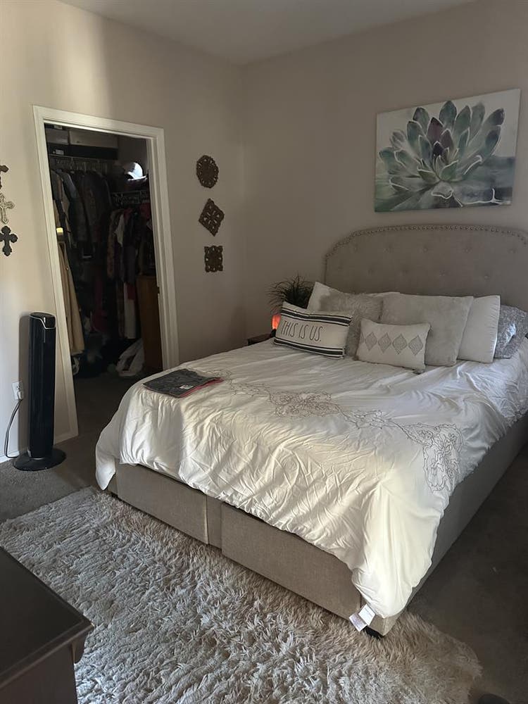 CONDO FOR RENT - Take over lease