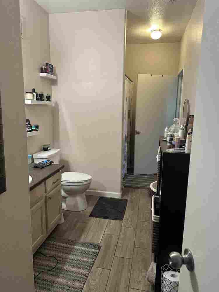 CONDO FOR RENT - Take over lease