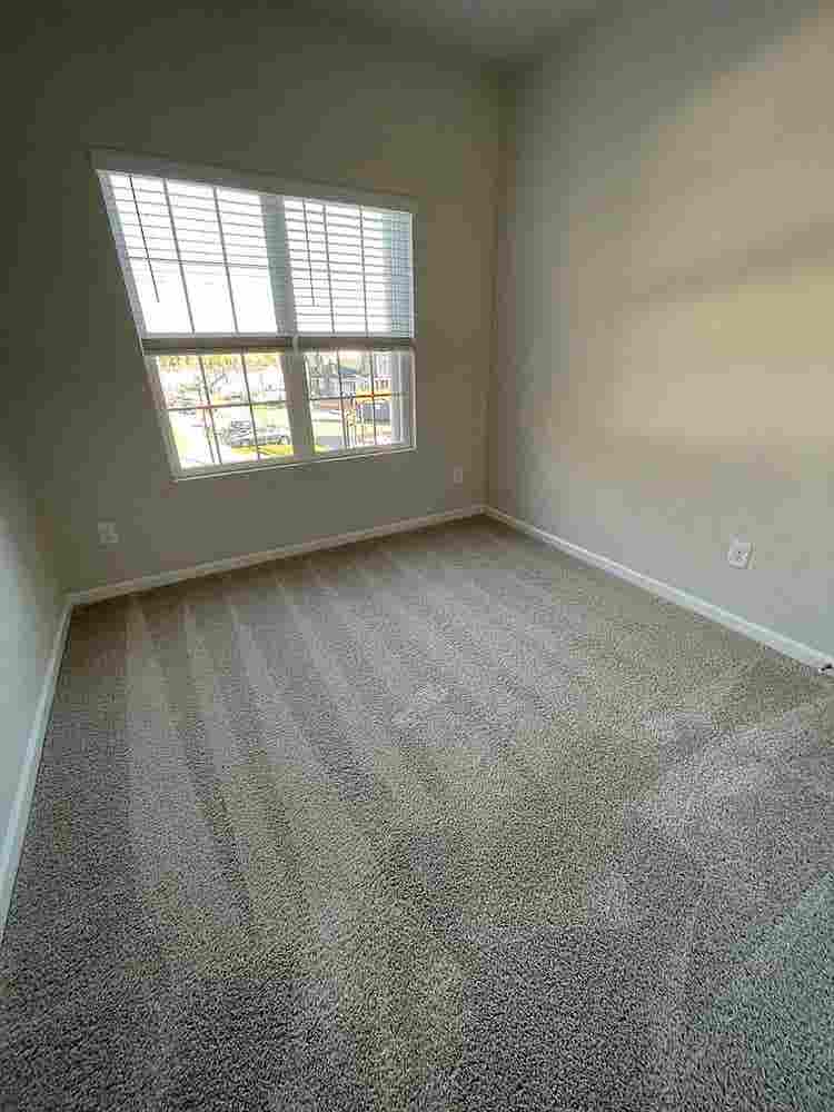 3 BR in Belmont