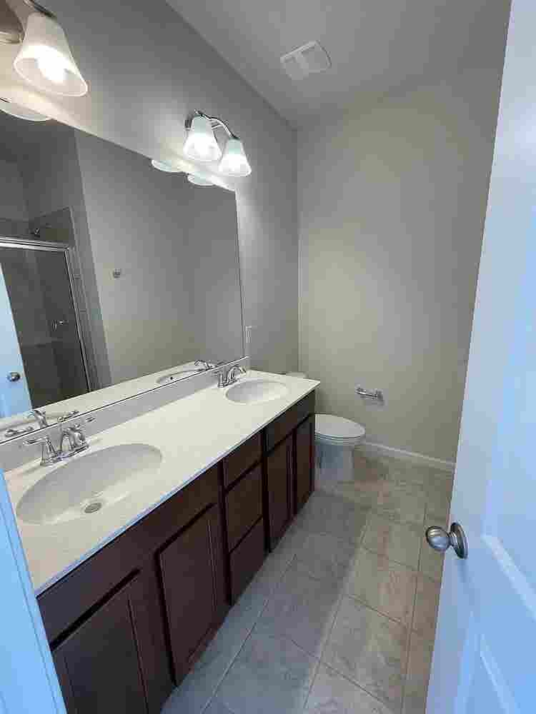 3 BR in Belmont