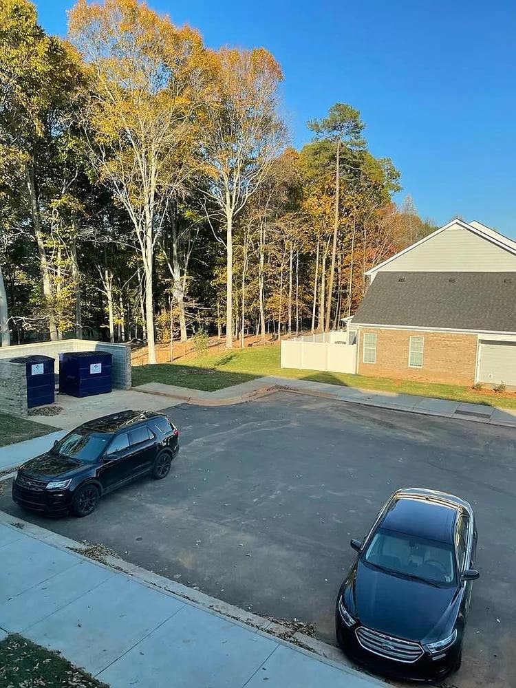 3 BR in Belmont