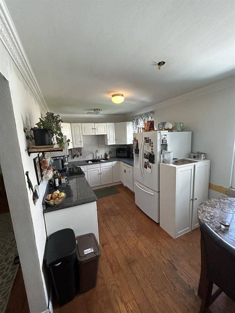 Room for Rent!