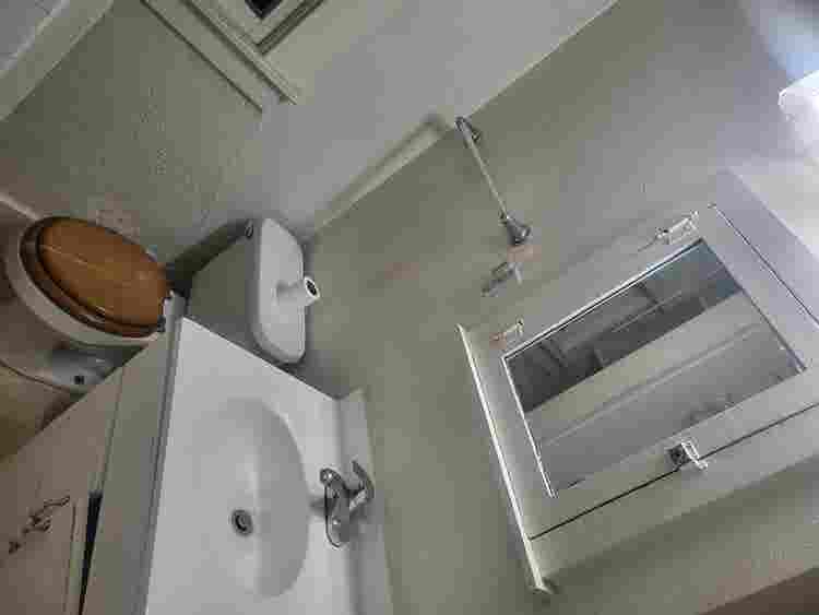 Room Near 6th and Sheridan