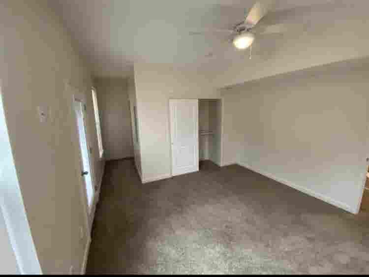 Need roomate asap