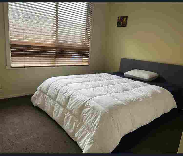 1 room in a share house Bills Inluc