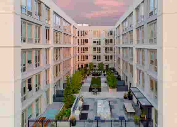 Looking for roommate for 2br