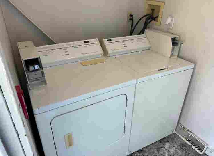 Bed 2 Bath Home for rent