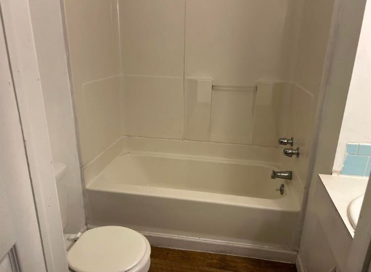 Bed 2 Bath Home for rent