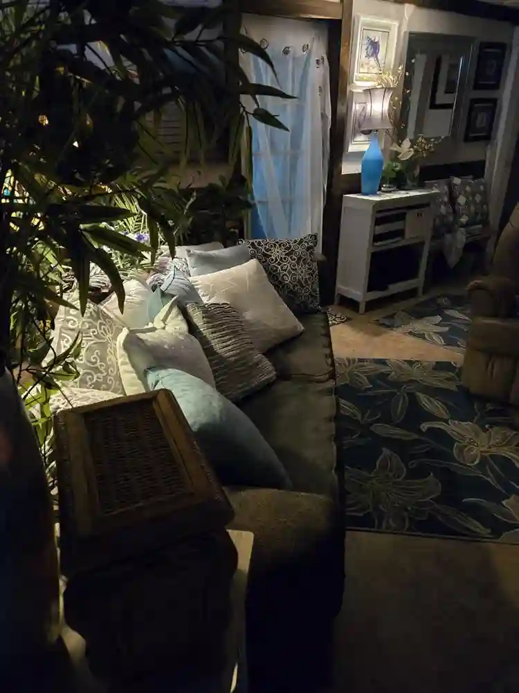 Furnished room, fiber wifi, util