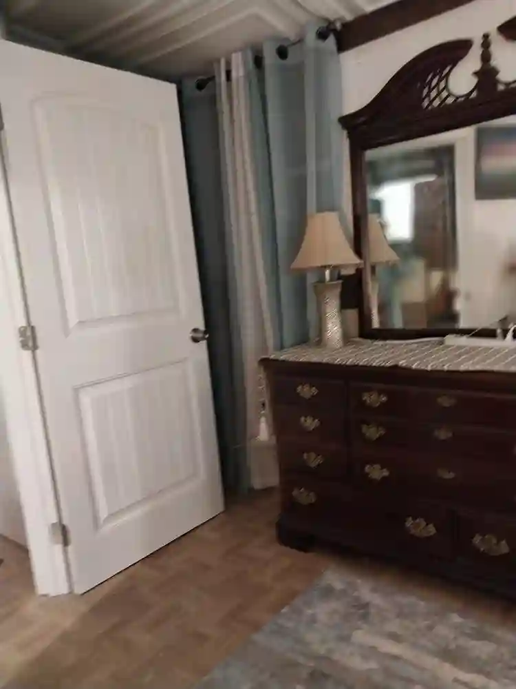 Furnished room, fiber wifi, util