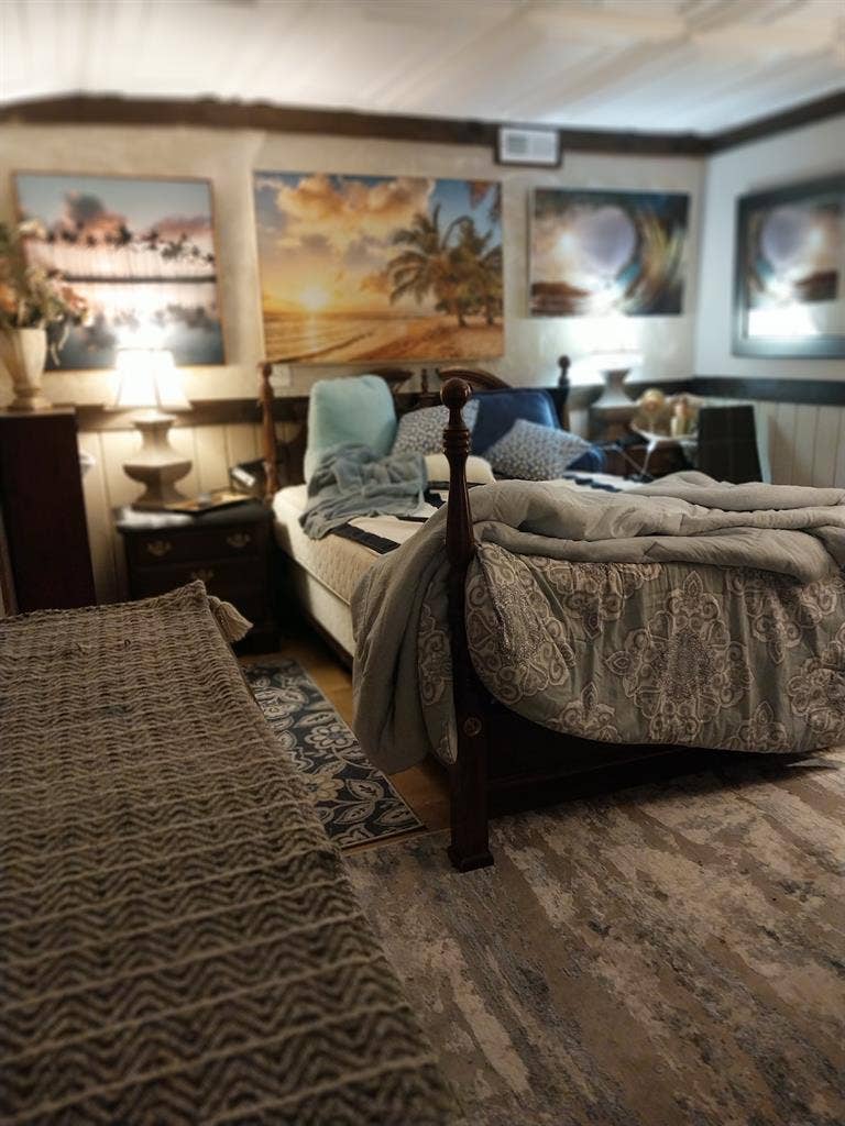 Furnished room, fiber wifi, util