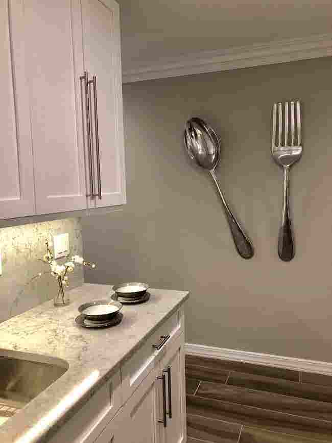 Furnished Bedroom  in Nassau County
