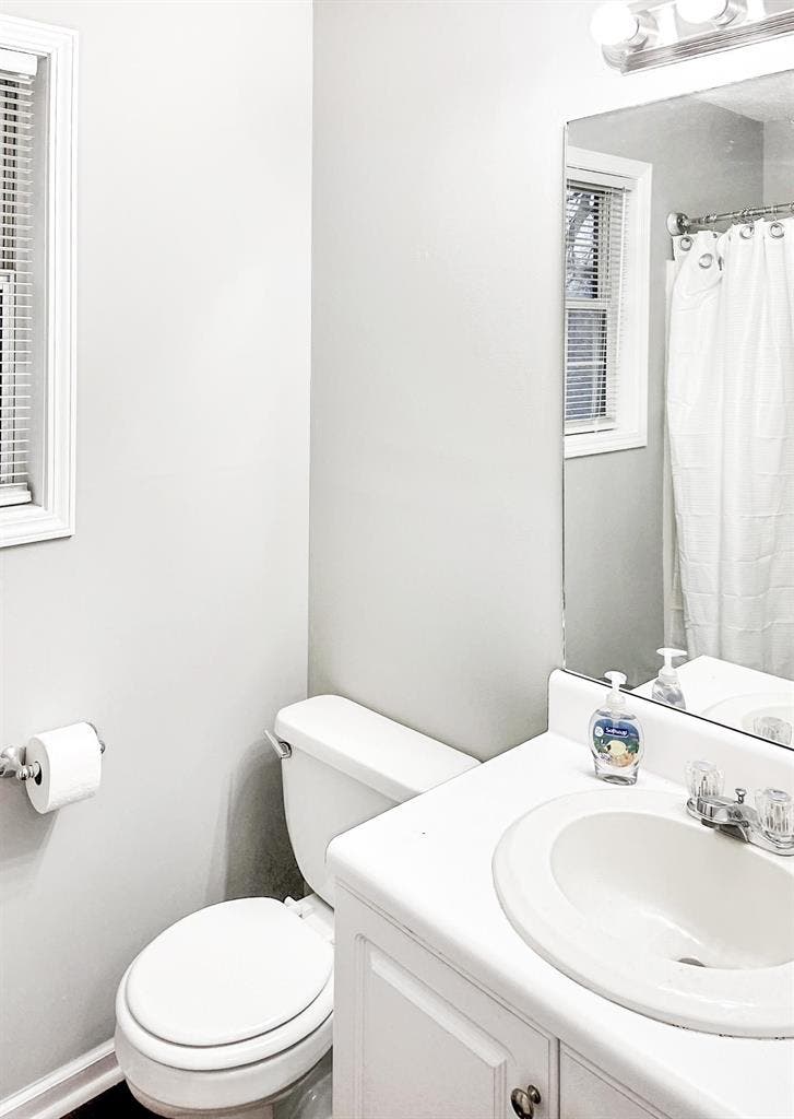 2 BR in Douglasville