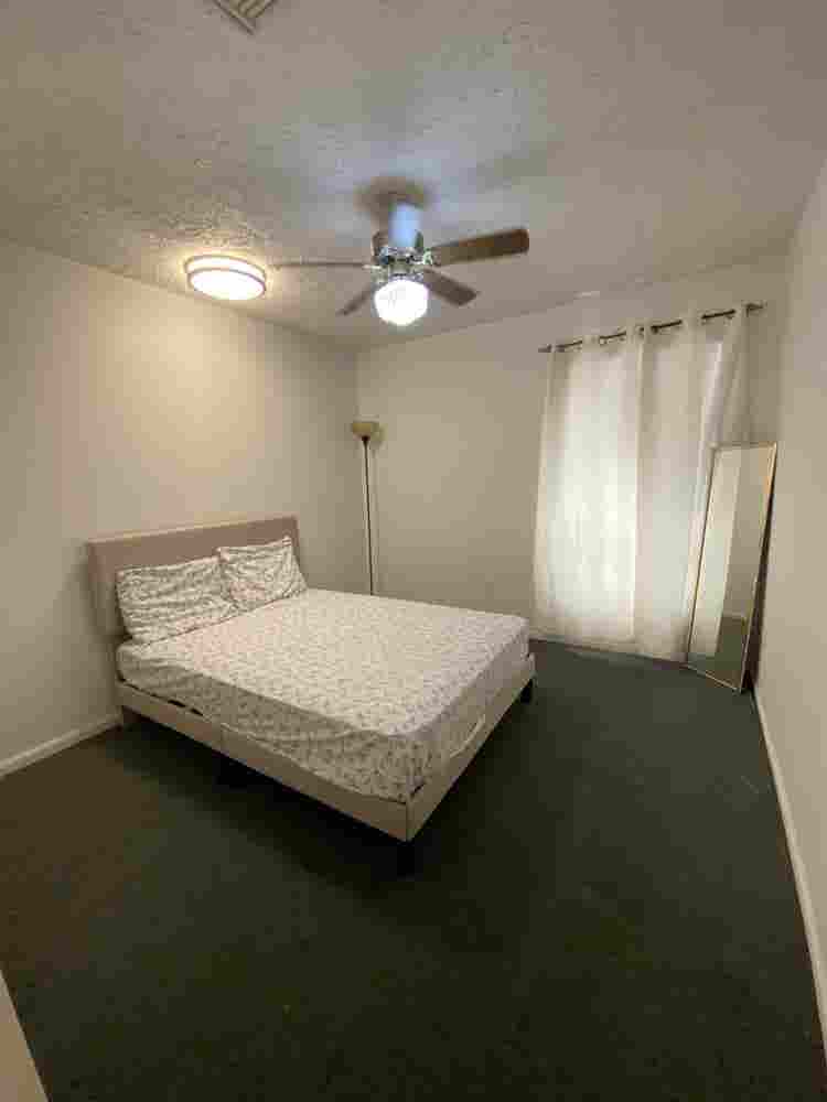FEMALE ONLY room for rent