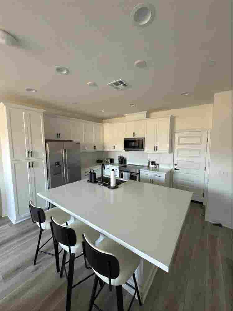 Brand new townhouse rooms for rent