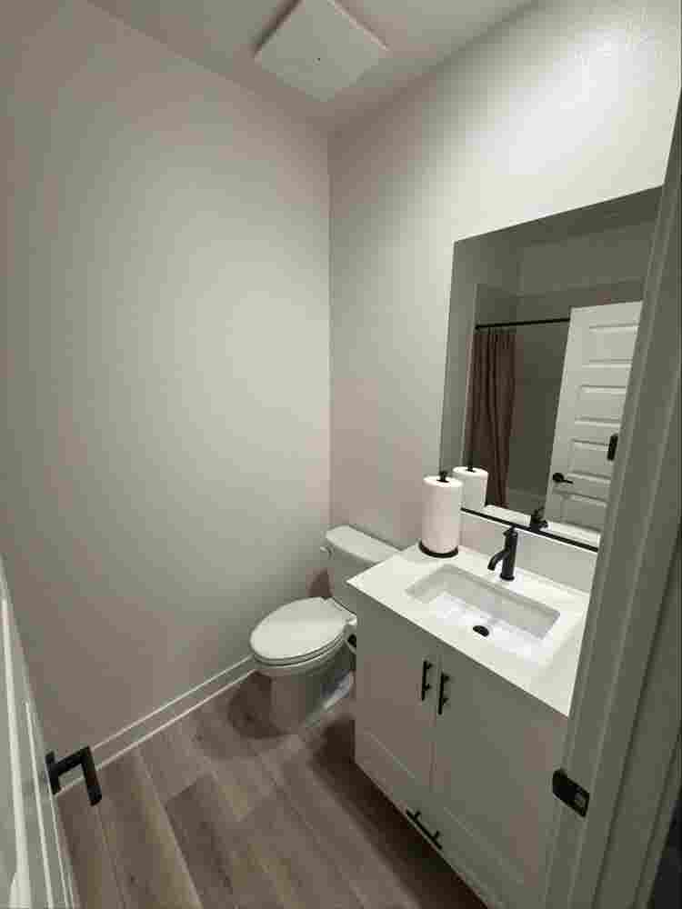 Brand new townhouse rooms for rent