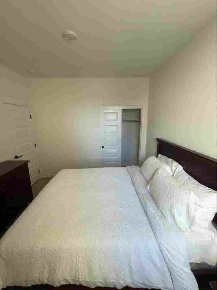 Brand new townhouse rooms for rent