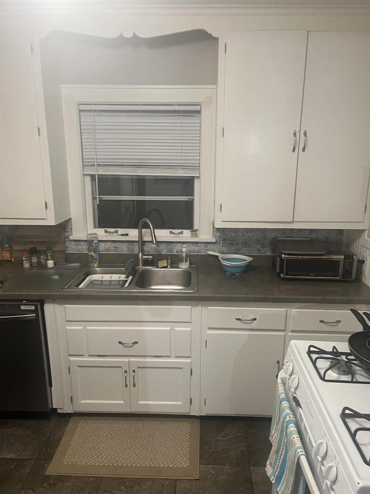 Longfellow Roomate wanted