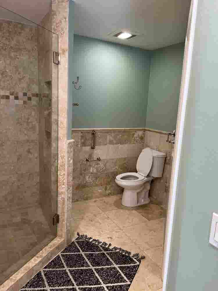 Best room for rent in eastlake area