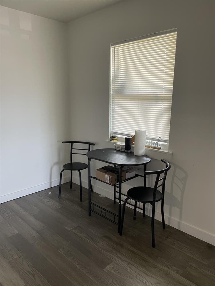 Room available for rent