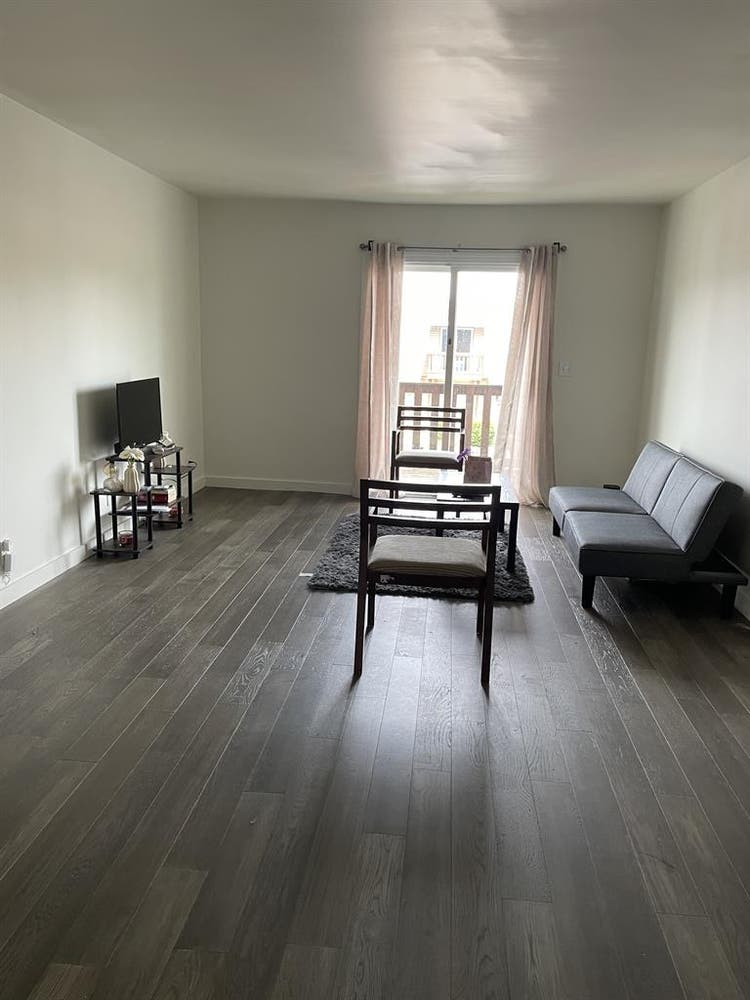 Room available for rent