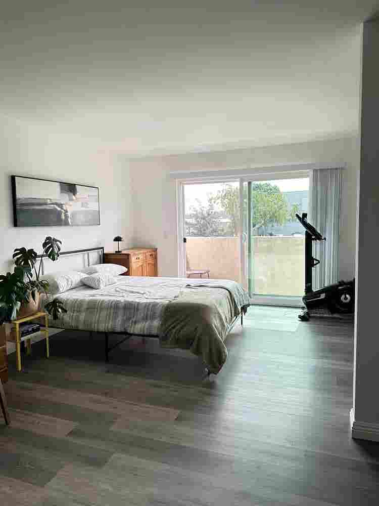 Private Entrance Bathroom Studio