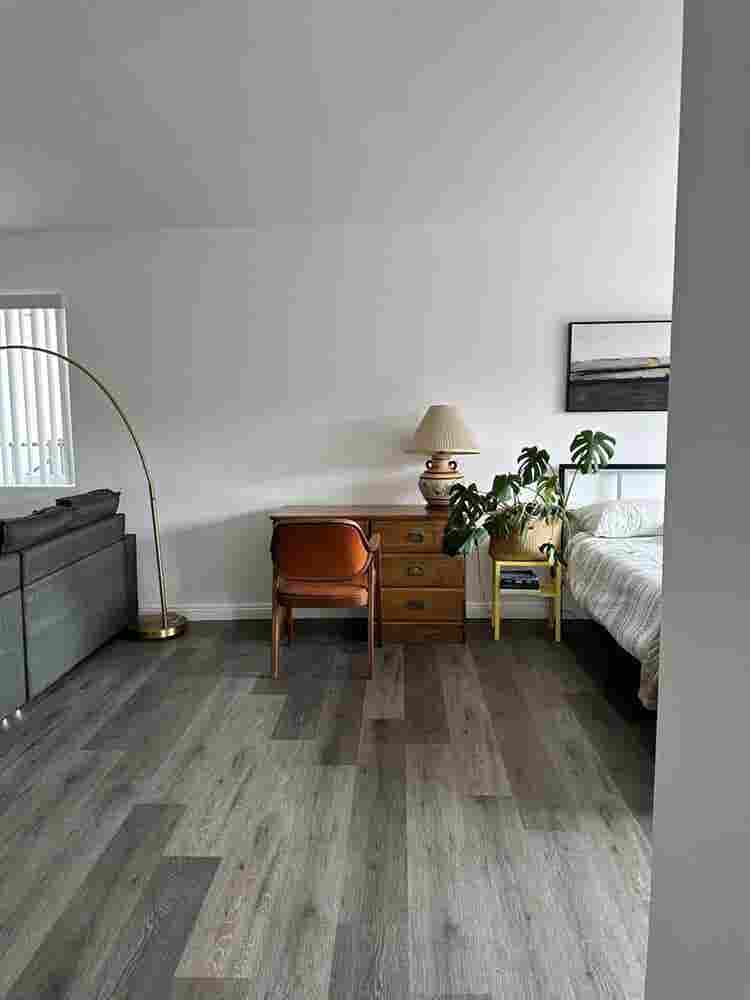 Private Entrance Bathroom Studio