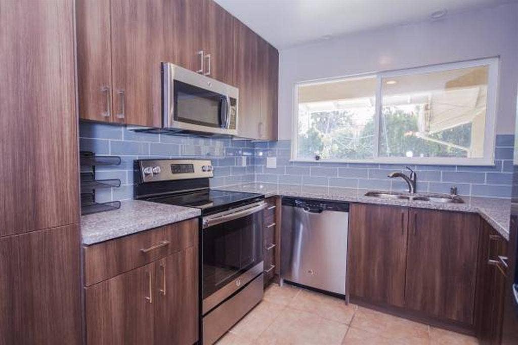 1 BR in Sunnyvale