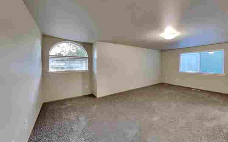 Four bedroom single family house