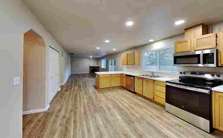 Four bedroom single family house