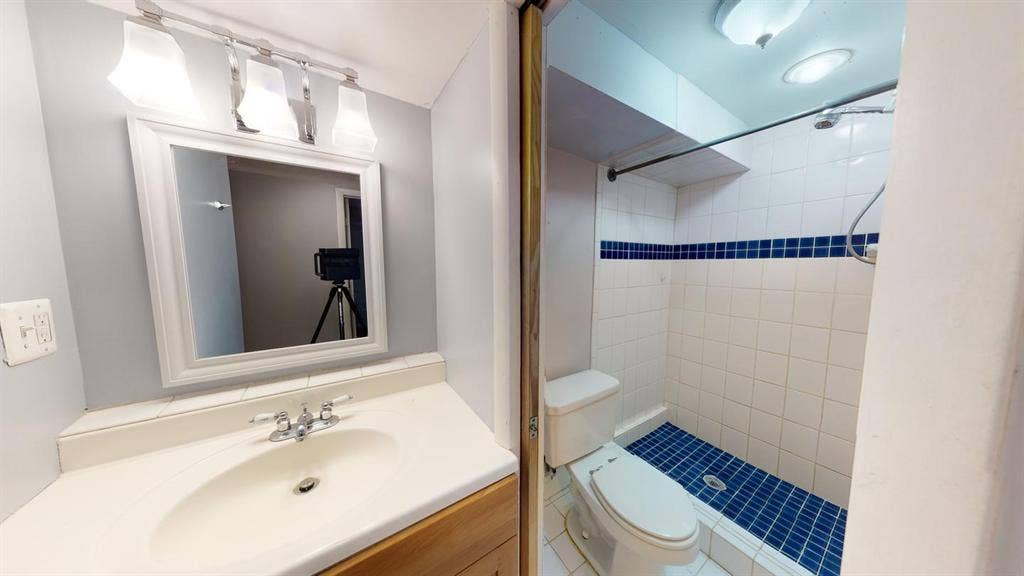 1 BR in Washington