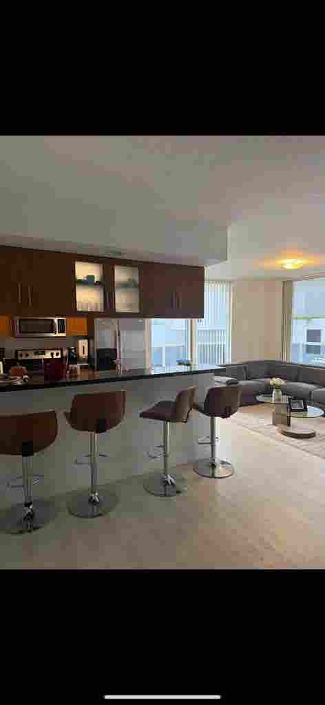 Se renta espacio en edgewater