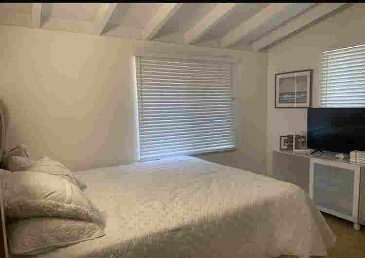 Beautiful spacious room