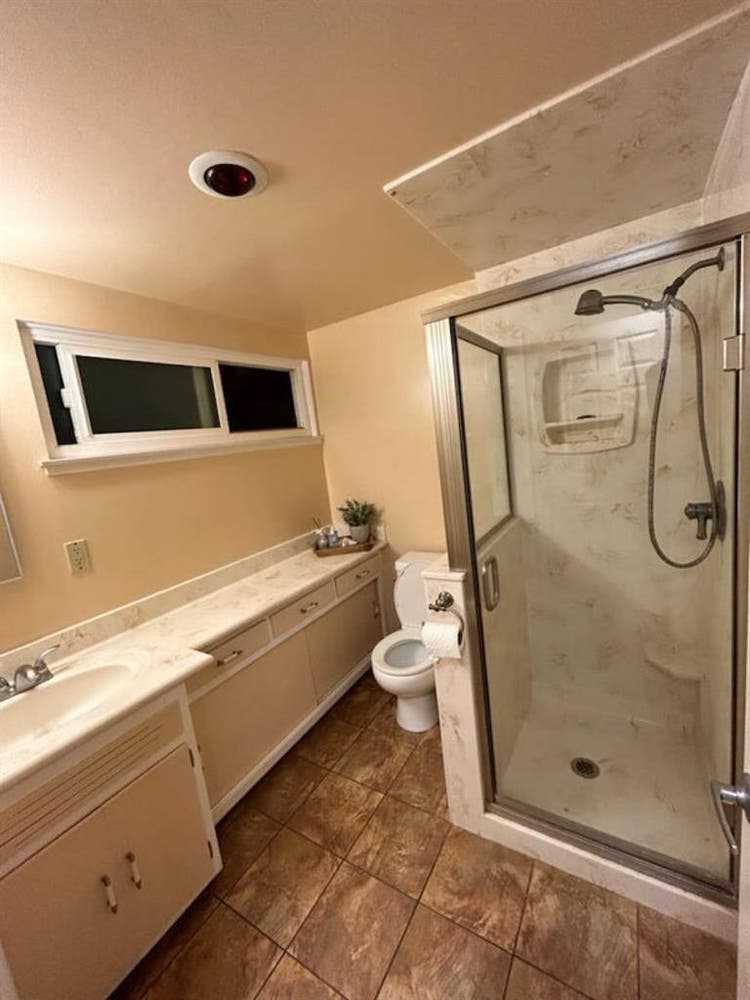 Beautiful spacious room