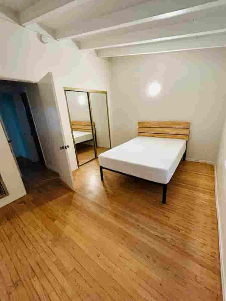 Beautiful spacious room