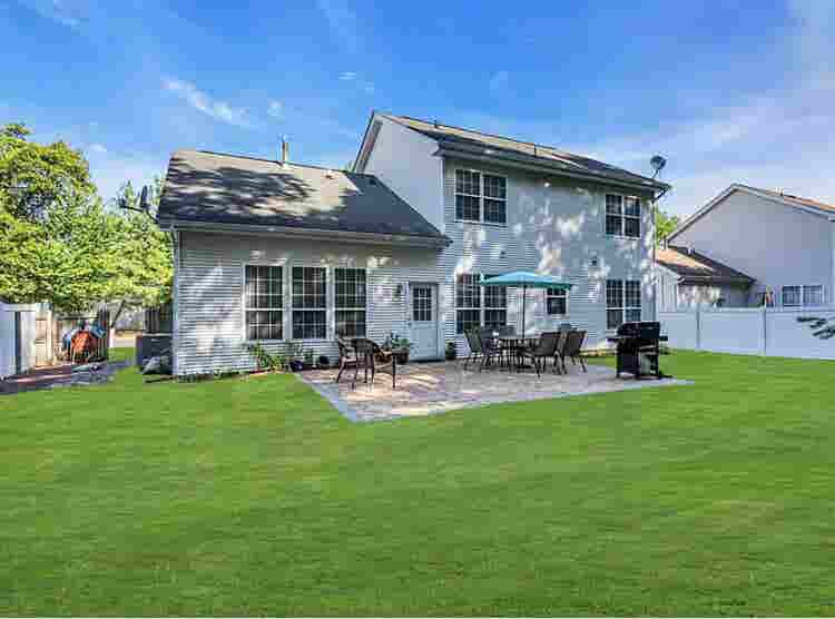 Baths House For Rent