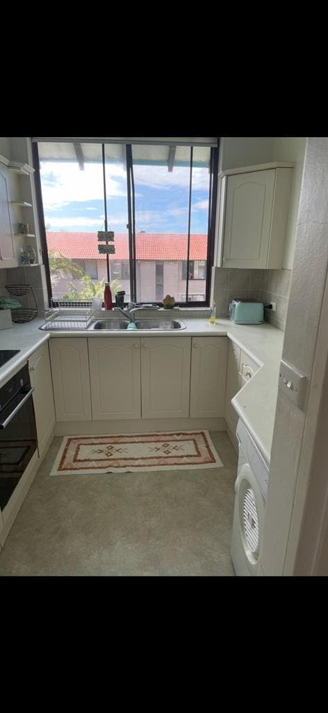 2bdr unit for rent