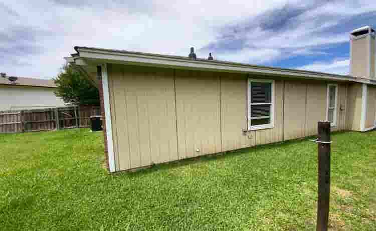 Available for rent drop your #