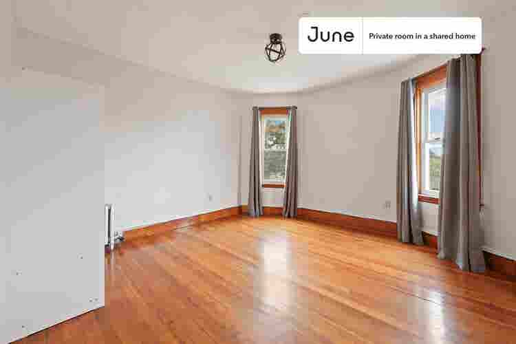4 BR in Boston