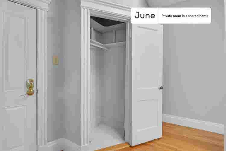 2 BR in Boston
