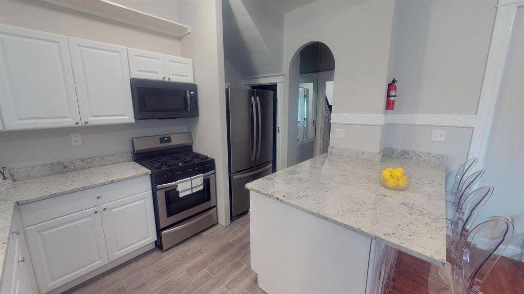 1 BR in Washington