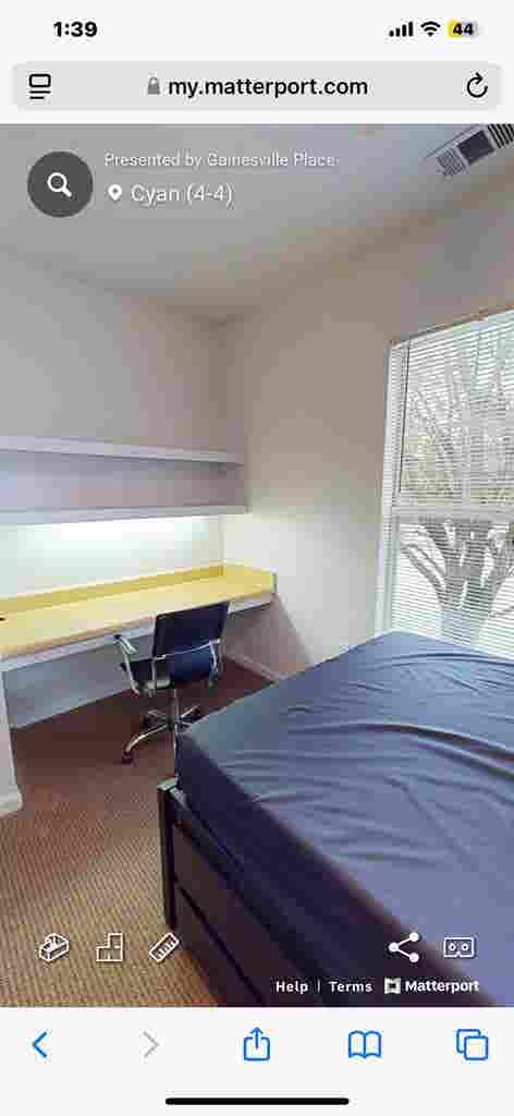 Subleasing a private room/Bathroom