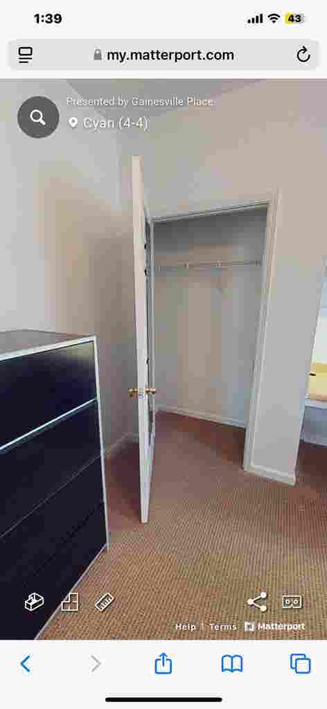 Subleasing a private room/Bathroom