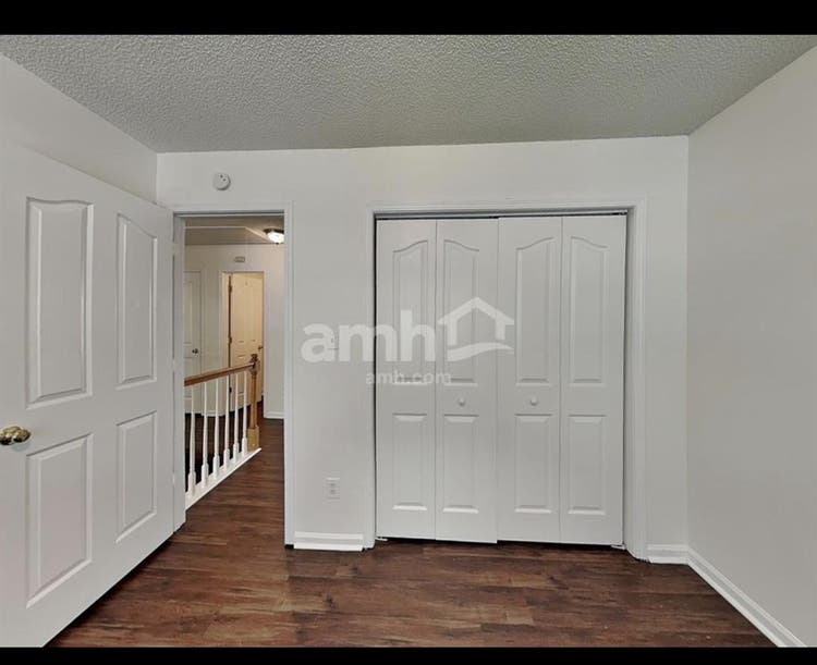 1 Bdrm in Beautiful Home