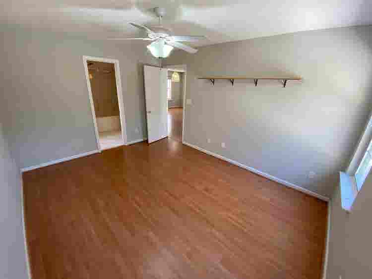 4 BR in Durham