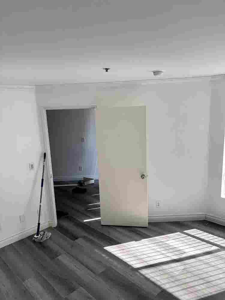 Spacious room for rent  no depo